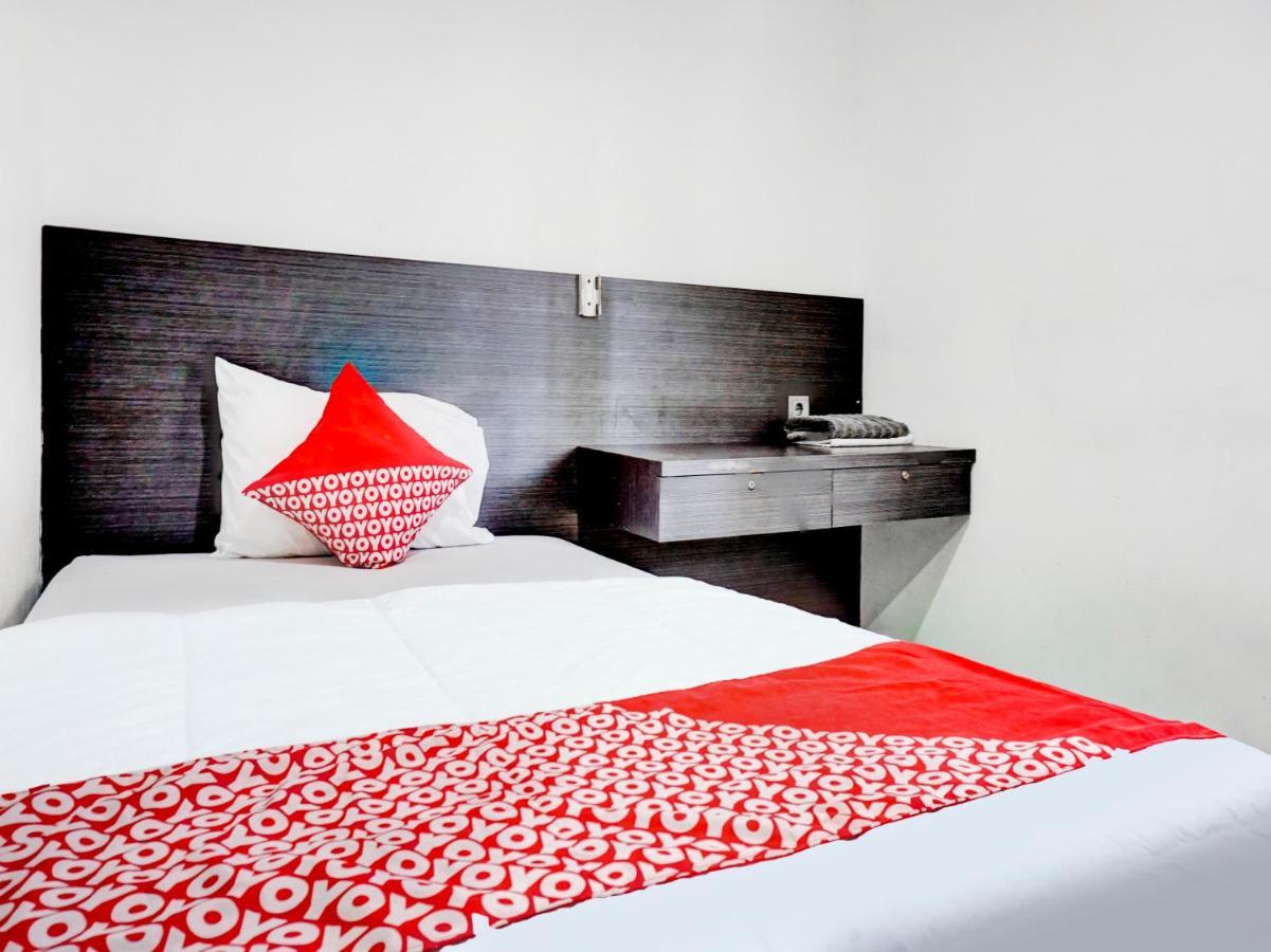 Oyo 90438 Mampang 34 Residence Jakarta Luaran gambar
