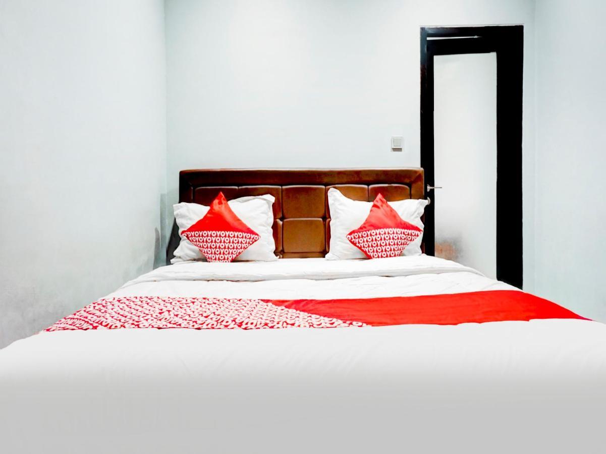 Oyo 90438 Mampang 34 Residence Jakarta Luaran gambar