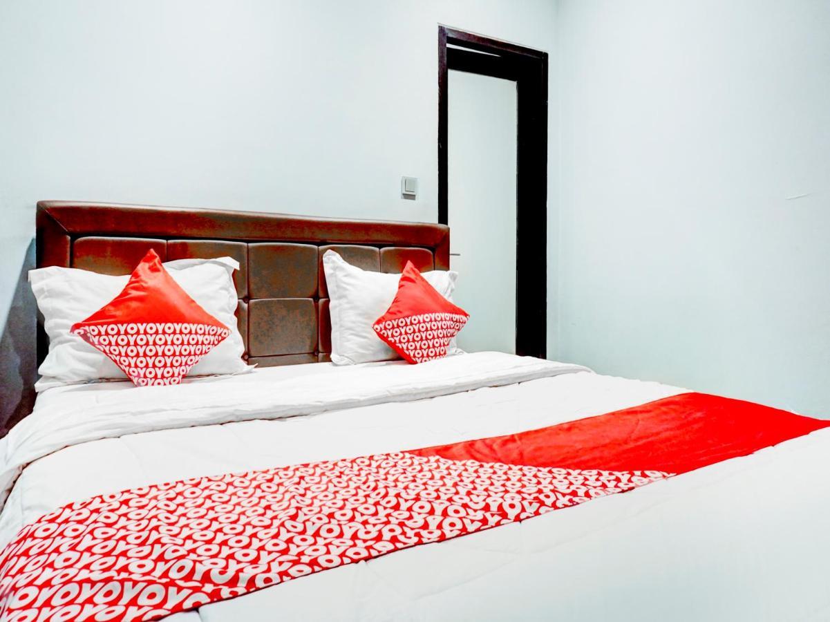Oyo 90438 Mampang 34 Residence Jakarta Luaran gambar