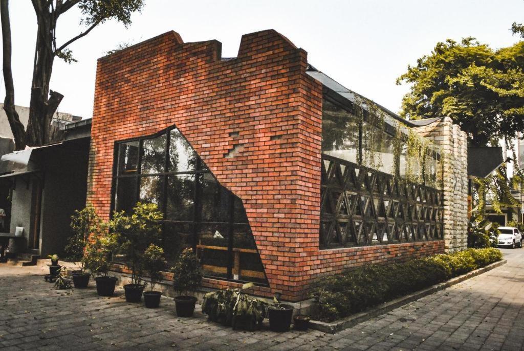 Oyo 90438 Mampang 34 Residence Jakarta Luaran gambar