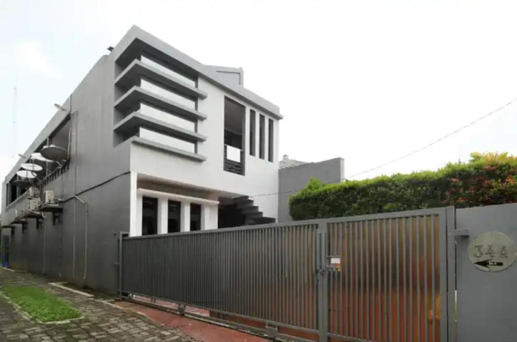 Oyo 90438 Mampang 34 Residence Jakarta Luaran gambar