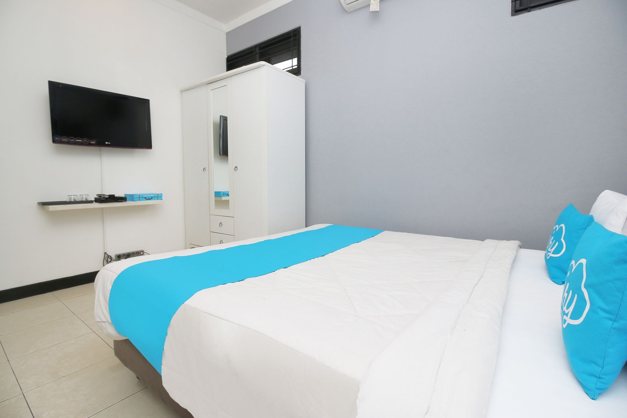 Oyo 90438 Mampang 34 Residence Jakarta Luaran gambar
