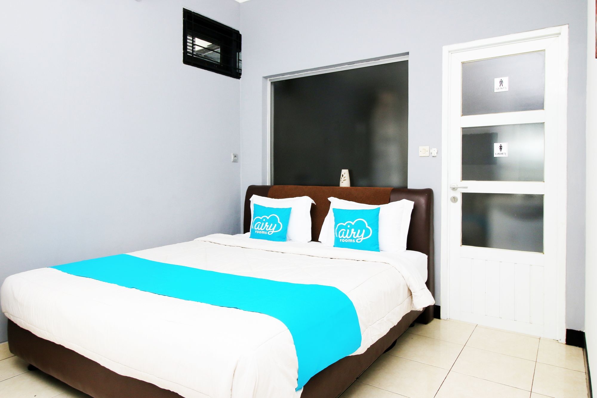 Oyo 90438 Mampang 34 Residence Jakarta Luaran gambar